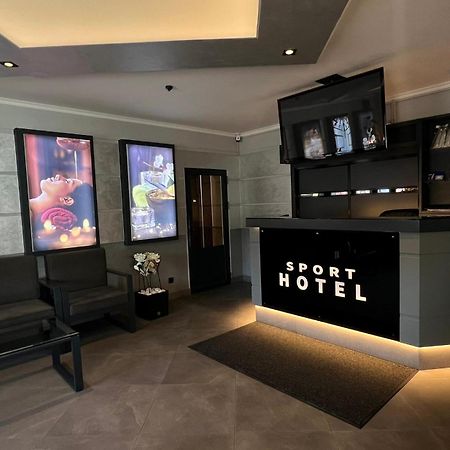 Sport Hotel 2 Tcherkassy Extérieur photo