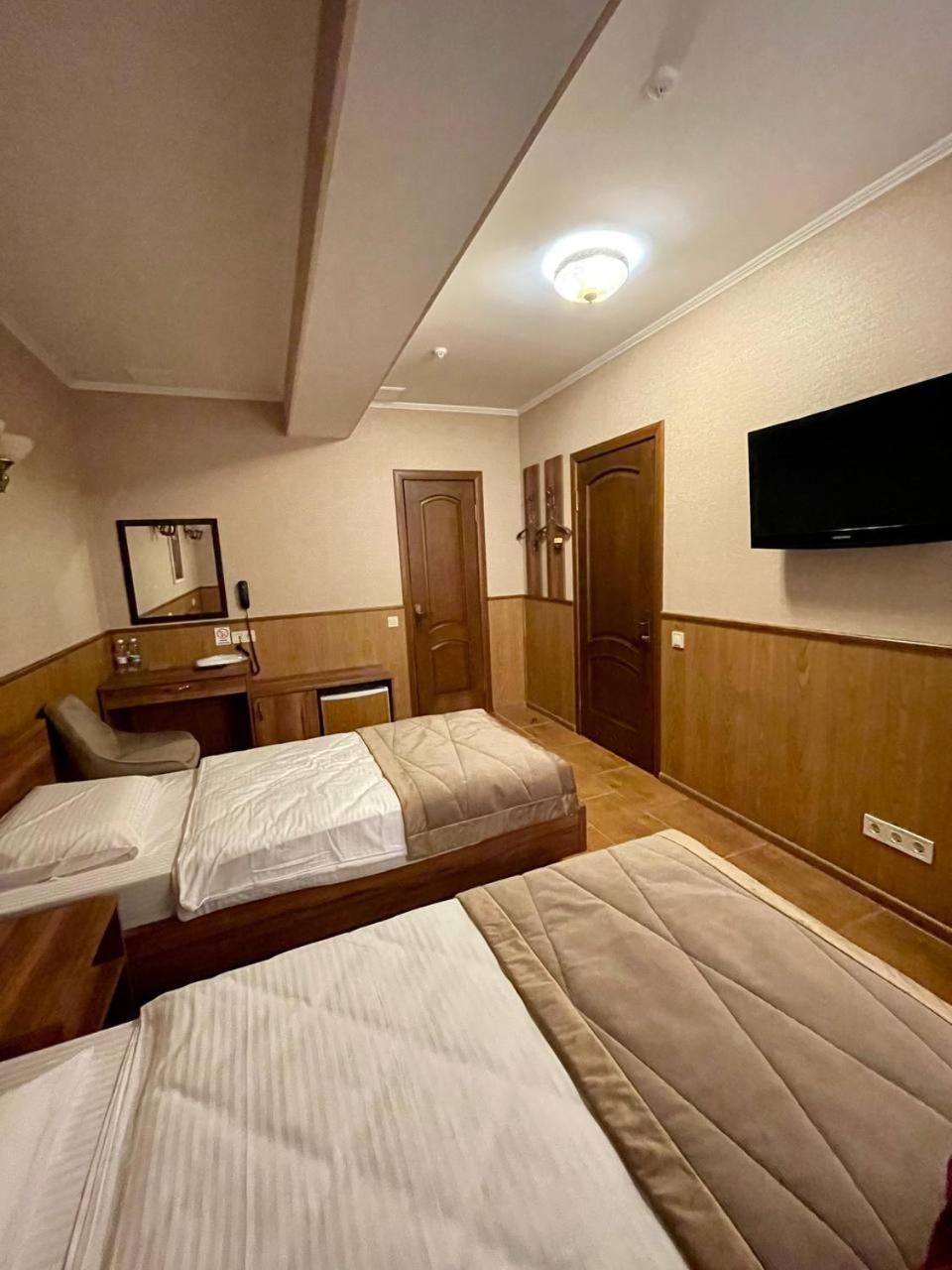 Sport Hotel 2 Tcherkassy Extérieur photo